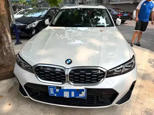 BMW 3 Series 2023