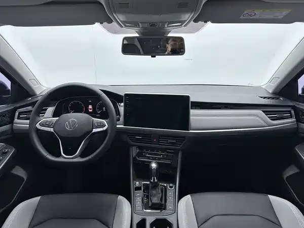 Volkswagen Bora 2022