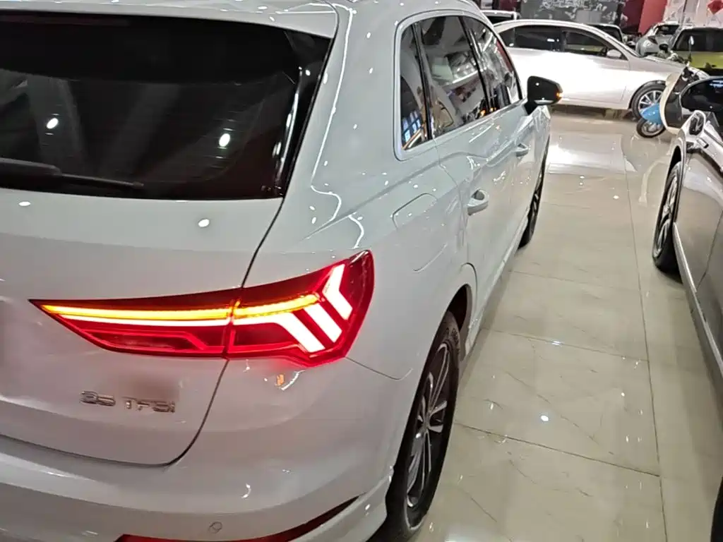 Audi Q3 2022