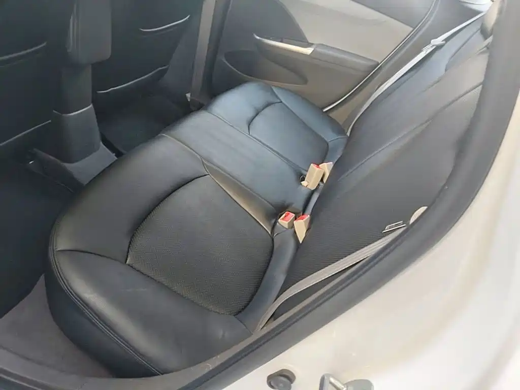 Chevrolet Lefeng RV 2017 — фото 17