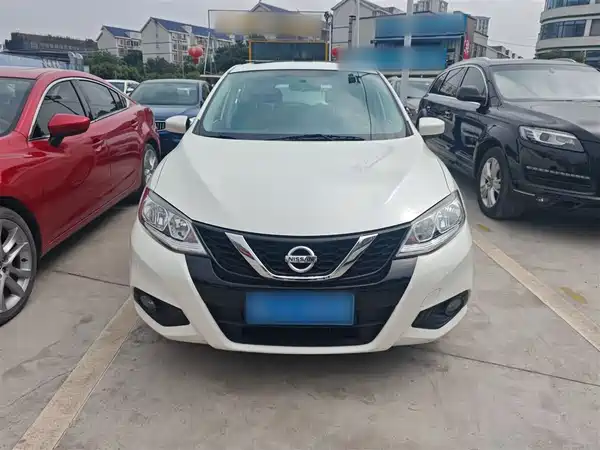 Nissan Tiida 2019