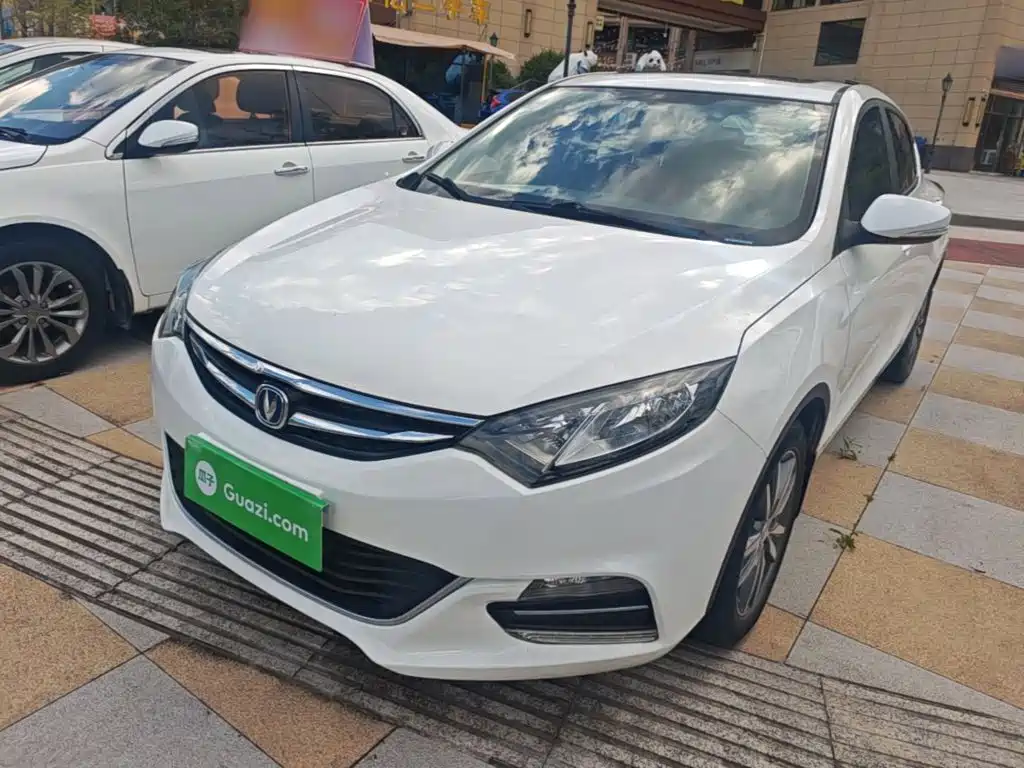 Changan Eado XT 2017 — фото 2