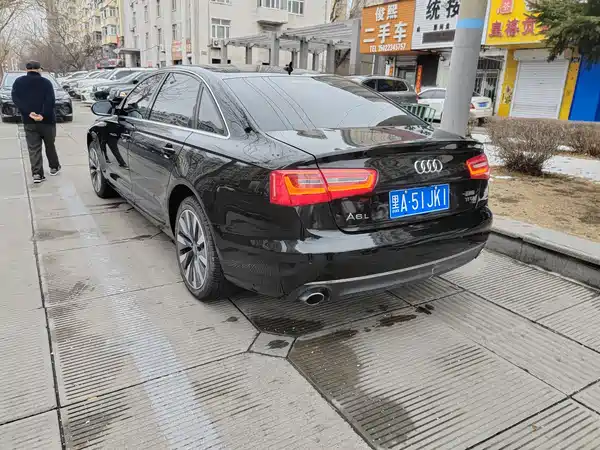 Audi A6L 2012
