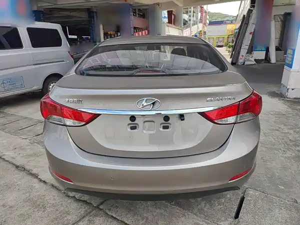 Hyundai Elantra Langdong 2015