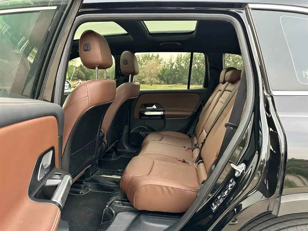 Mercedes-Benz GLB 2022 — фото 10