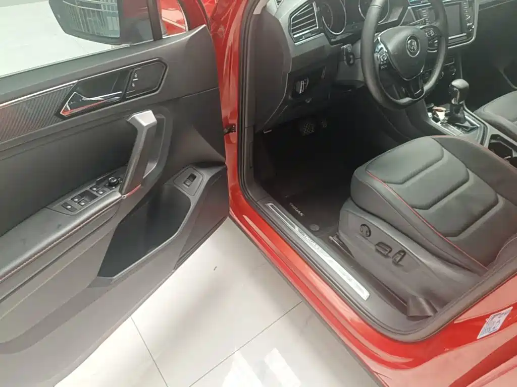 Volkswagen Tiguan L 2017 — фото 16