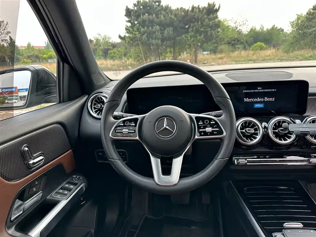 Mercedes-Benz GLB 2022 — фото 19