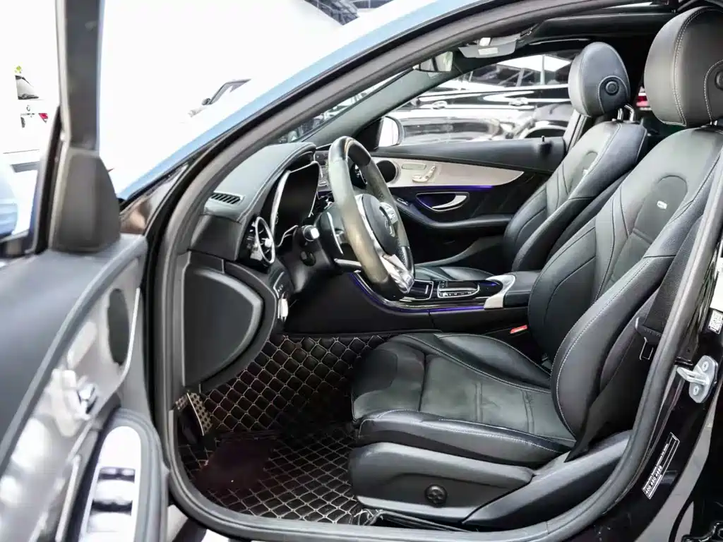 Mercedes-Benz C-Class AMG 2020 — фото 7