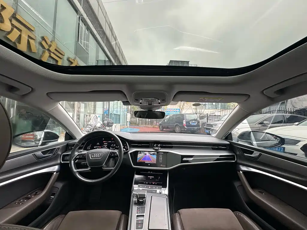 Audi A7L 2023 — фото 15