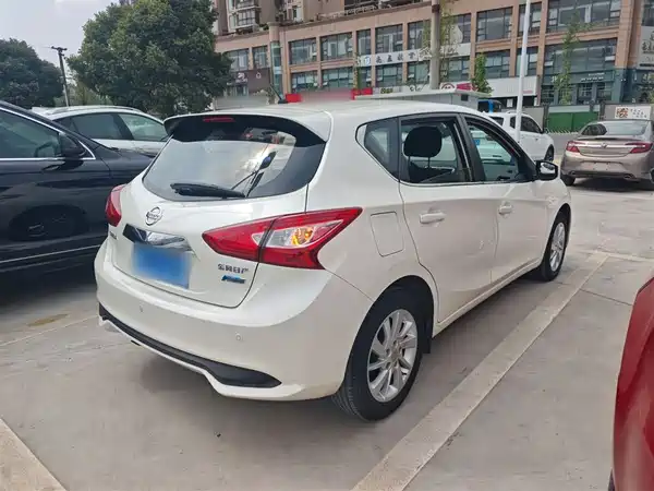 Nissan Tiida 2019