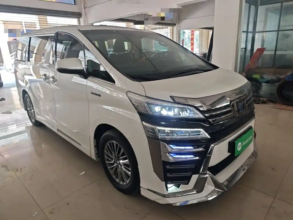 Toyota Vellfire 2022 — фото 4