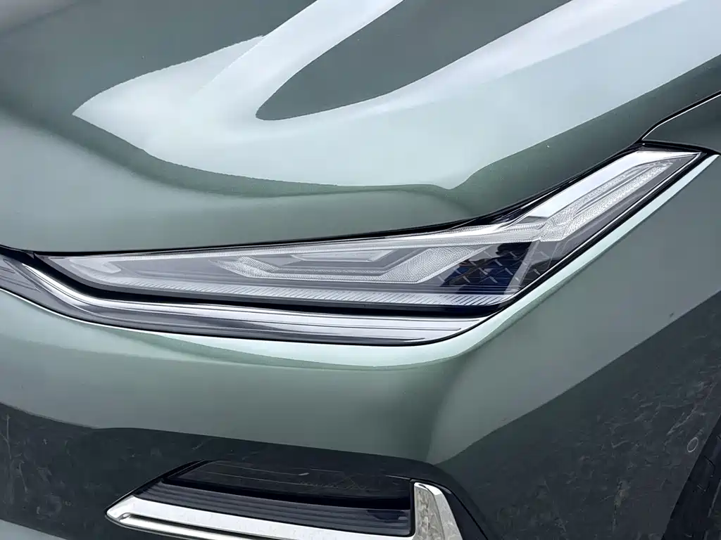 Geely Galaxy Starshine 8 2025 — фото 9