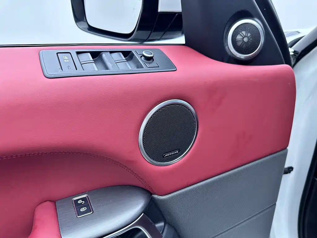Land Rover Range Rover Sport 2017 — фото 10