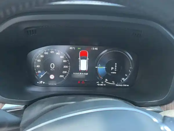 Volvo XC60 Plug-In Hybrid 2021