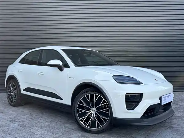 Porsche Macan New Energy 2025