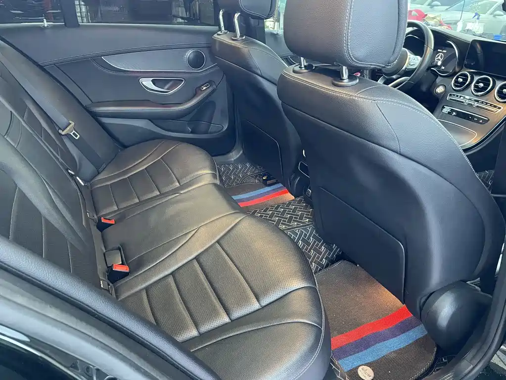 Mercedes-Benz C-Class 2020 — фото 18