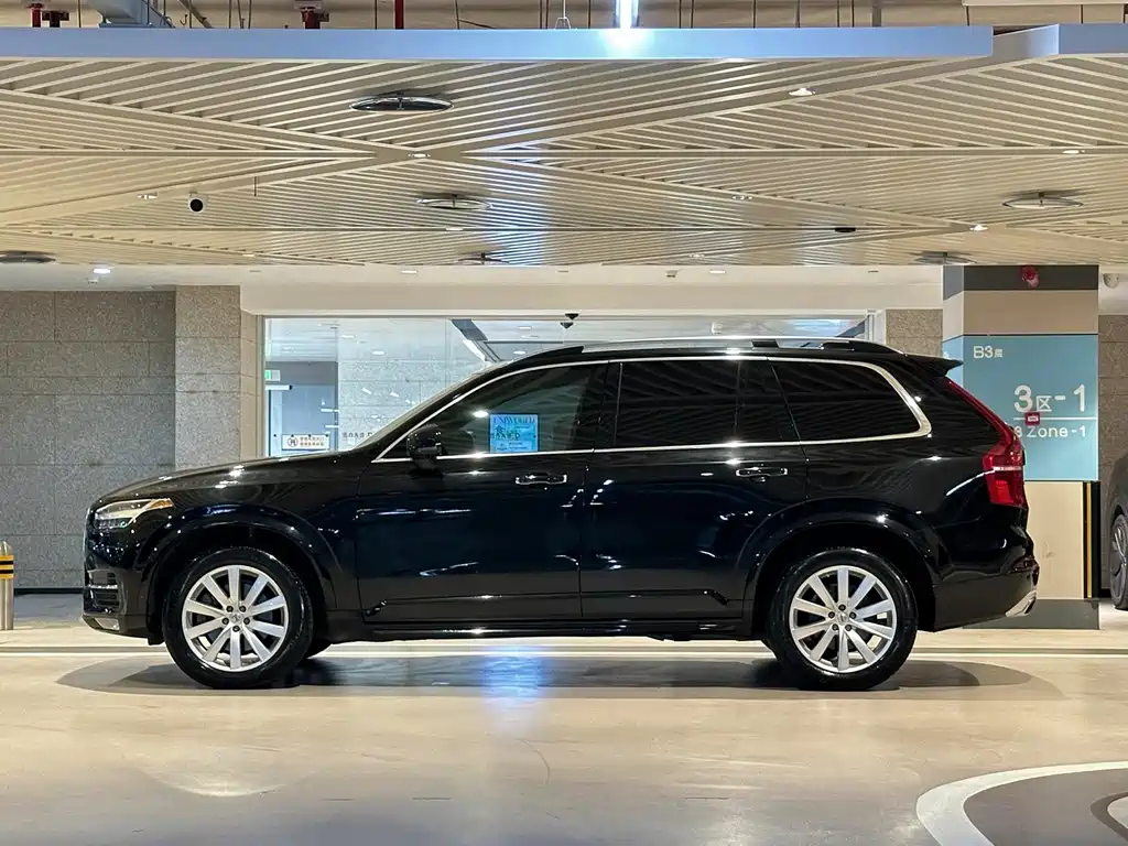 Volvo XC90 2016 — фото 7