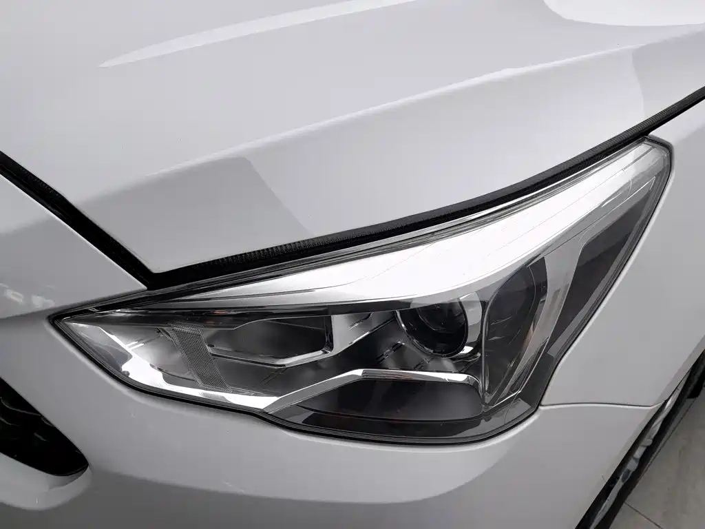 Haval M6 2020 — фото 7