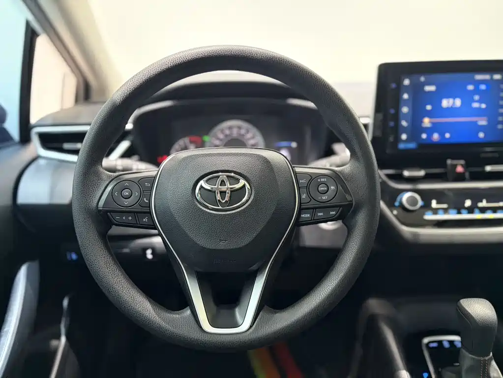 Toyota Corolla 2022 — фото 15