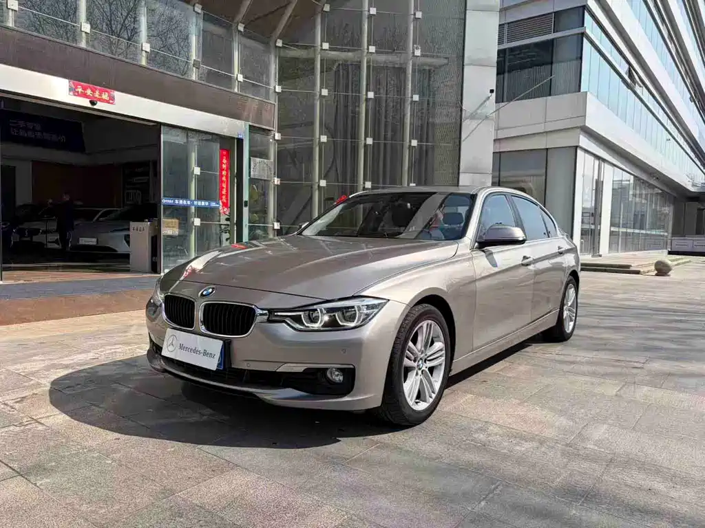 BMW 3 Series 2017 — фото 1