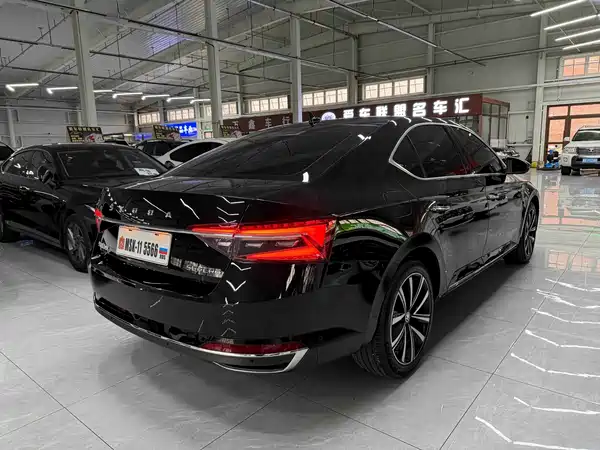 Skoda Superb 2022