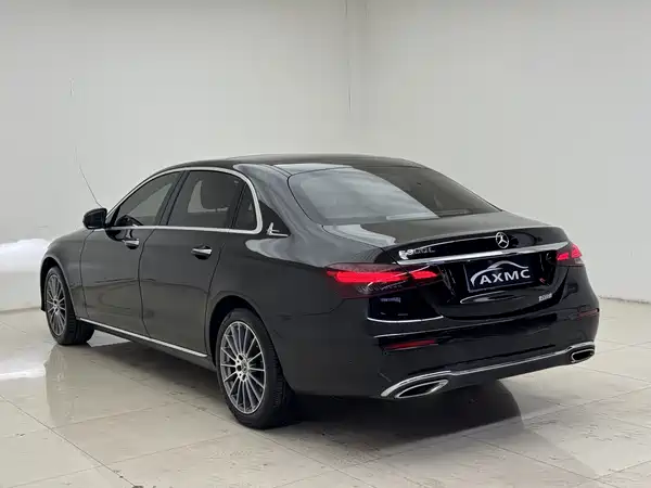 Mercedes-Benz E-Class 2022