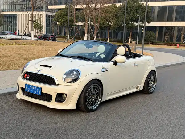 MINI ROADSTER 2012
