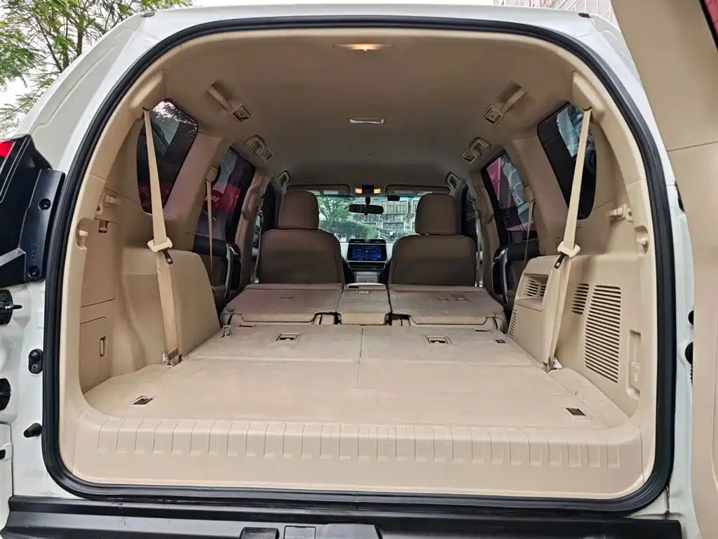 Toyota Prado 2019 — фото 27