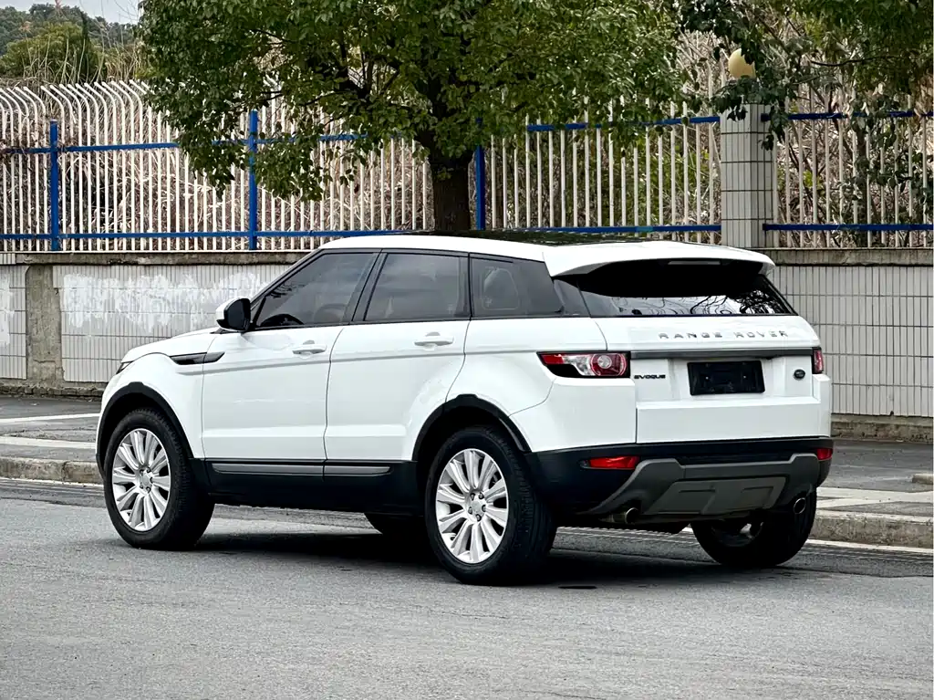 Land Rover Evoque 2016 — фото 6