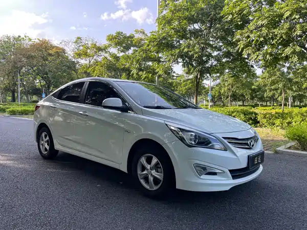 Hyundai Accent 2016