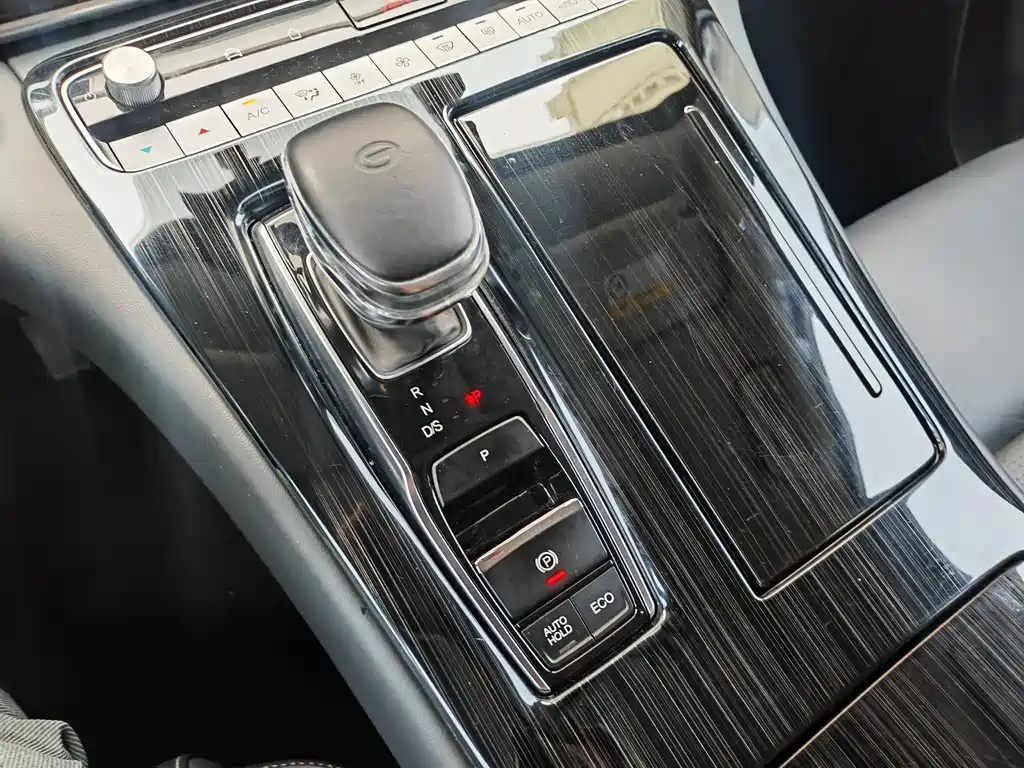 GAC Motor Trumpchi M8 2023 — фото 14