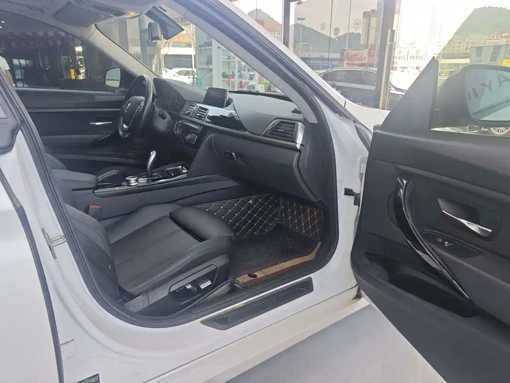 BMW 3 Series GT 2019 — фото 15