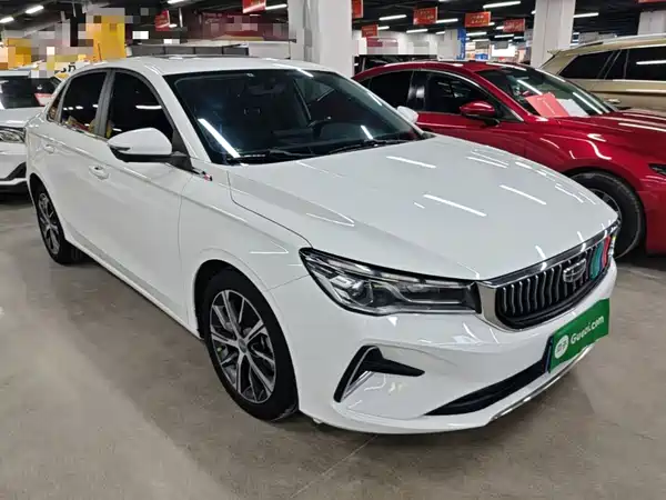 Geely Emgrand 2021
