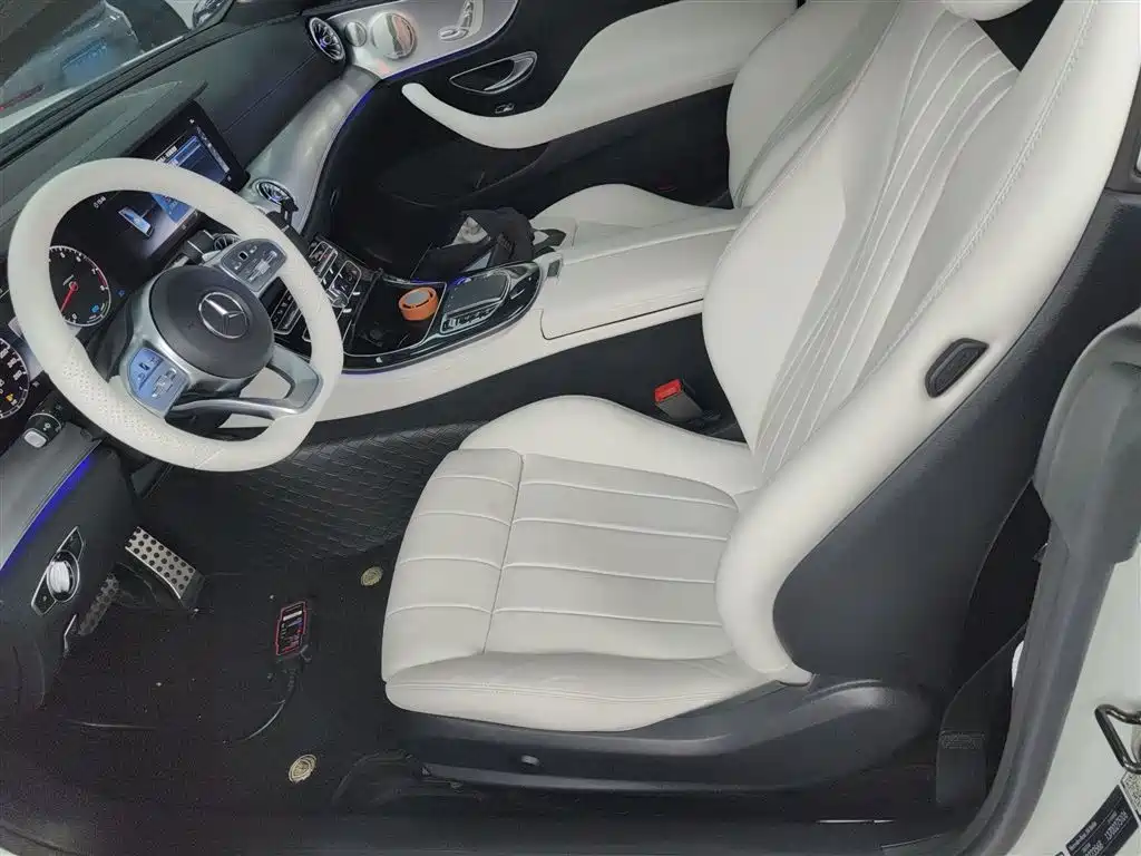 Mercedes-Benz E-Class 2020 — фото 15