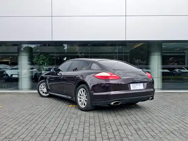 Porsche Panamera 2012