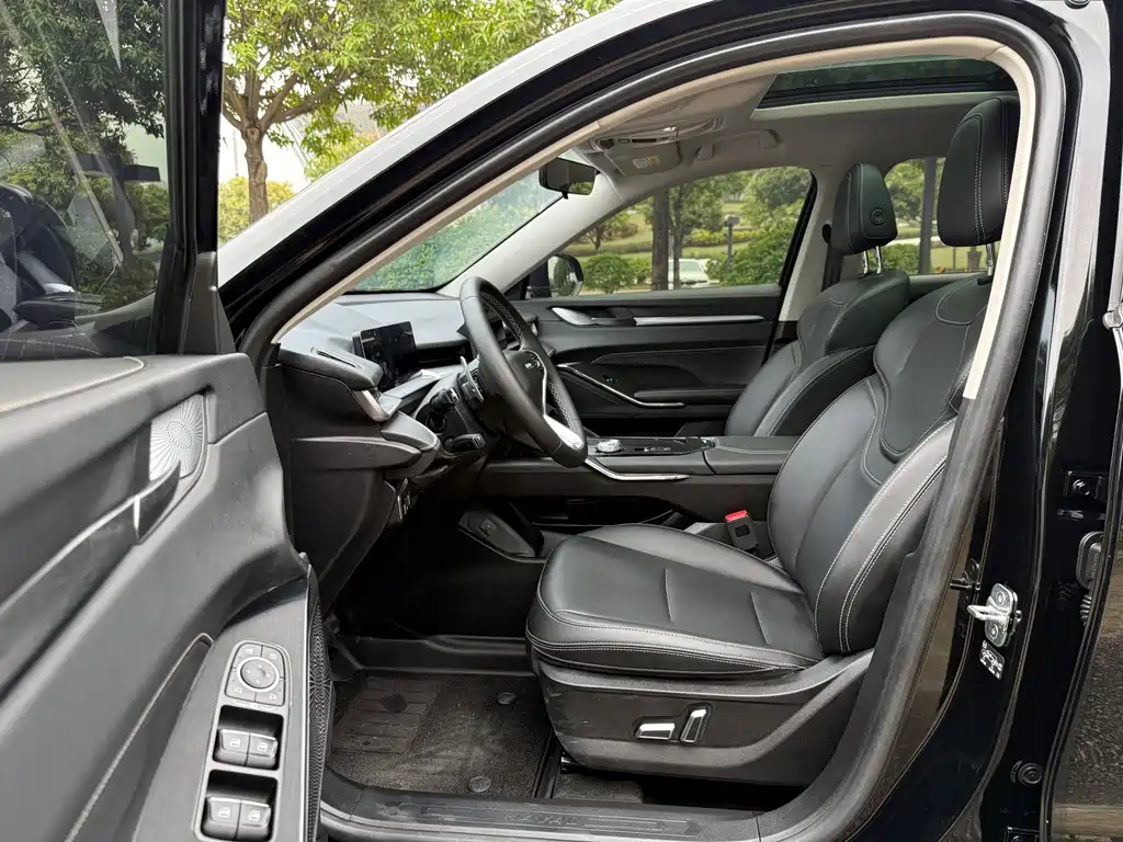 Haval H6 2023 — фото 10