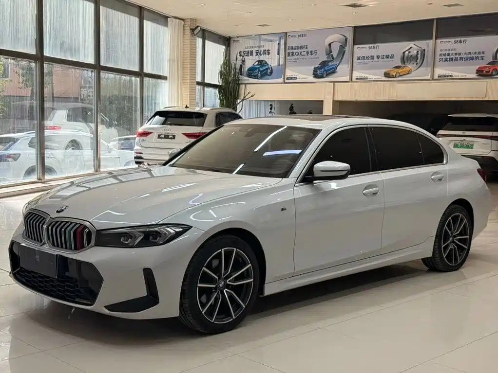 BMW 3 Series 2023