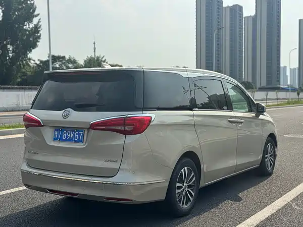 Buick GL8 2017
