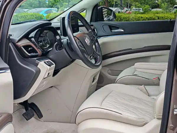 Buick GL8 2022
