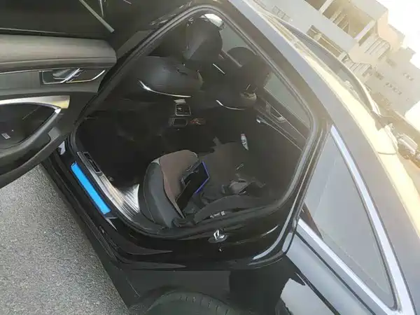 Audi A6L 2024