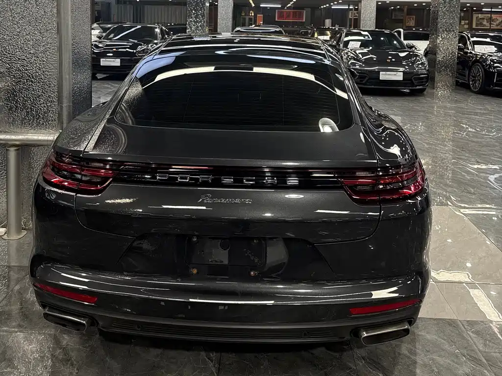 Porsche Panamera 2020 — фото 14