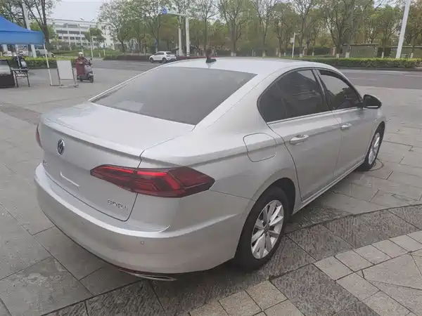 Volkswagen Bora 2021