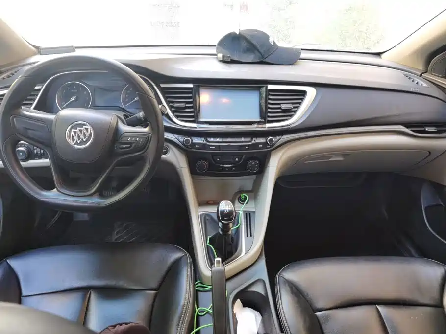 Buick Excelle GT 2015 — фото 12