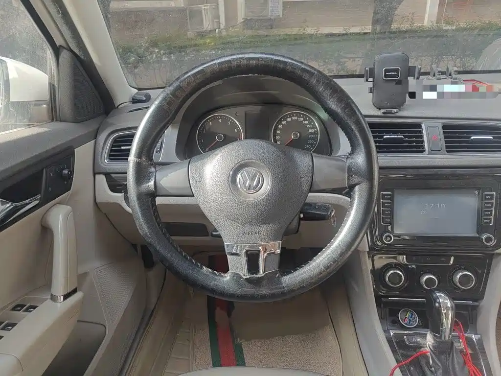 Volkswagen Gran Lavida 2014