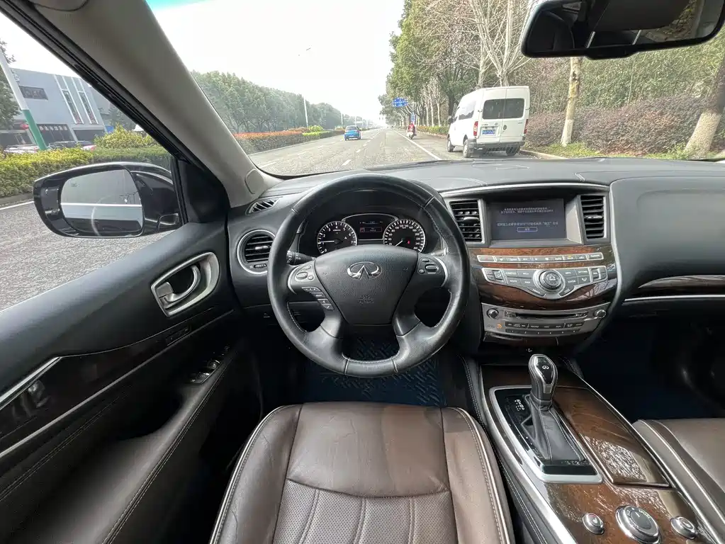 Infiniti QX60 2018 — фото 10