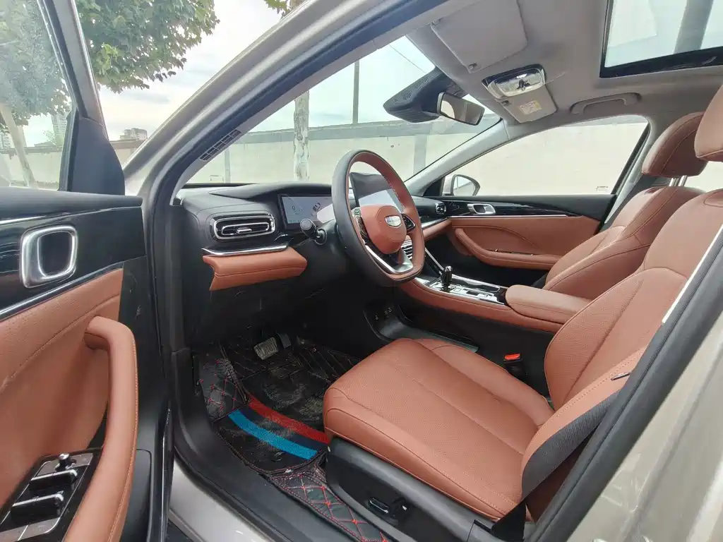 Geely Emgrand 2026