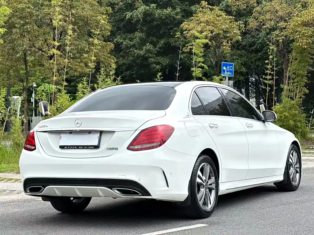 Mercedes-Benz C-Class 2017