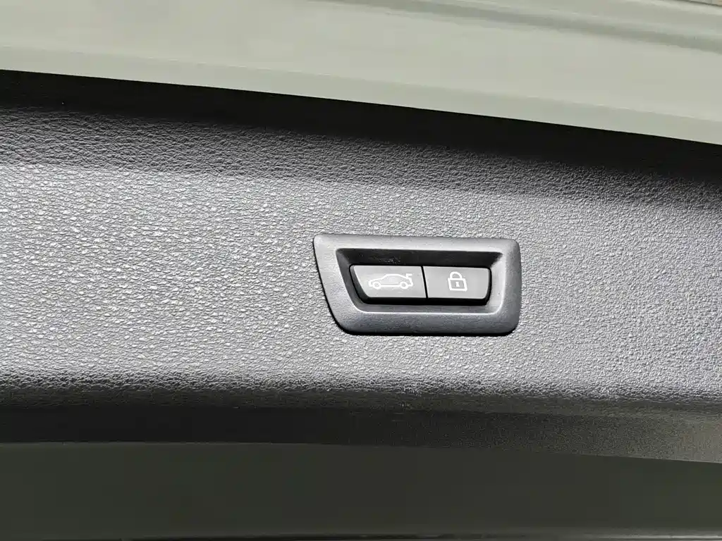 BMW X1 2018 — фото 11