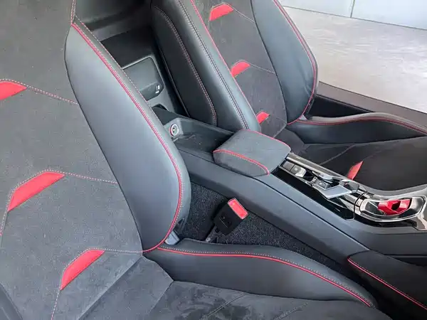 Lamborghini Huracan 2019