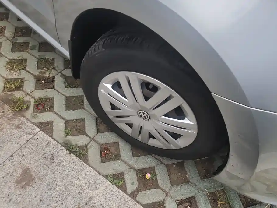 Volkswagen Polo 2015